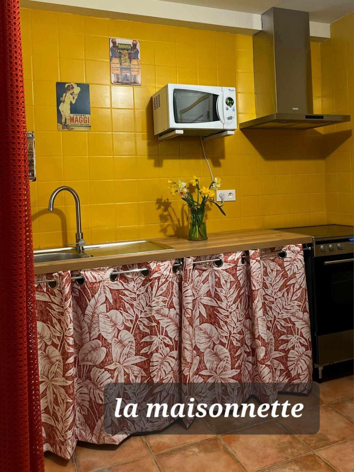 Les Gites De L'Herperie Blicourt Exterior foto